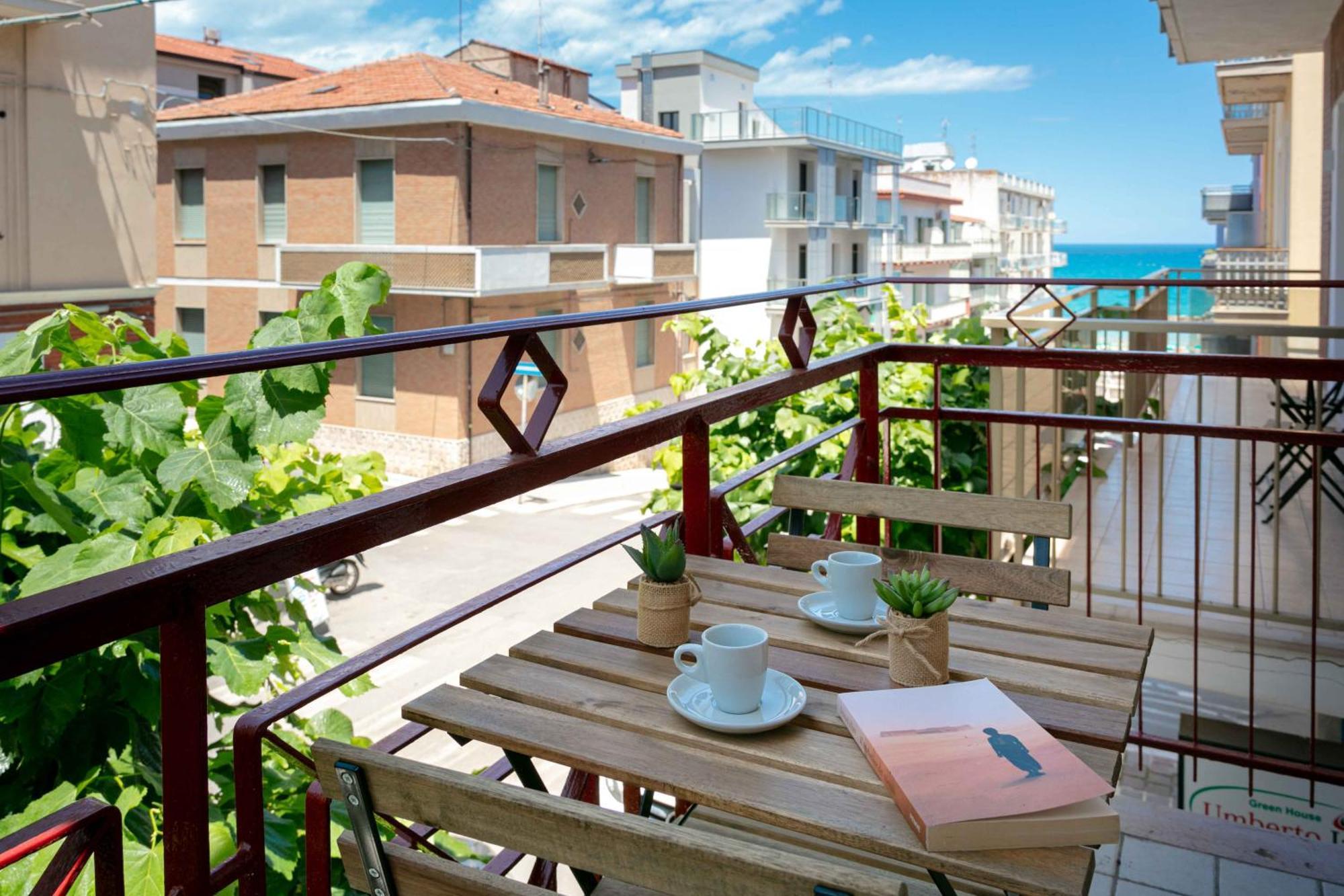 Mt Apartments Termoli Buitenkant foto